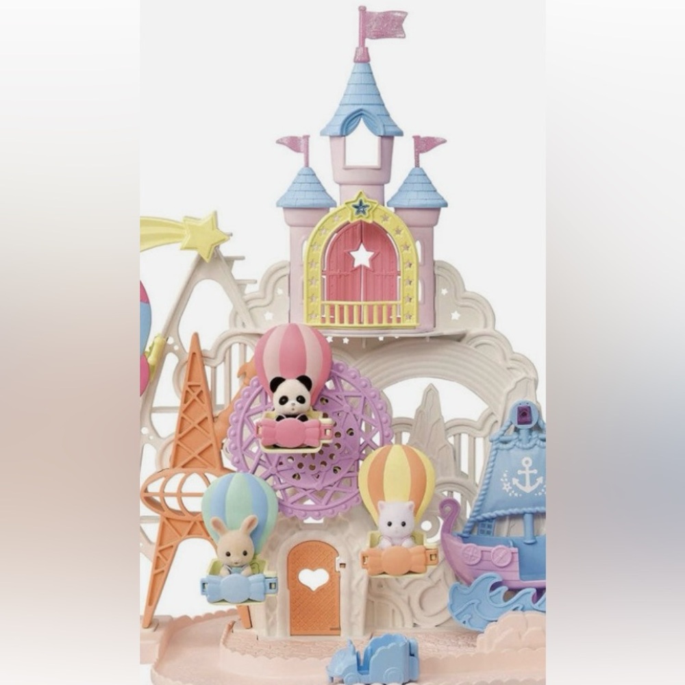 Price Drop!!Calico Critter Amusement Park with babies